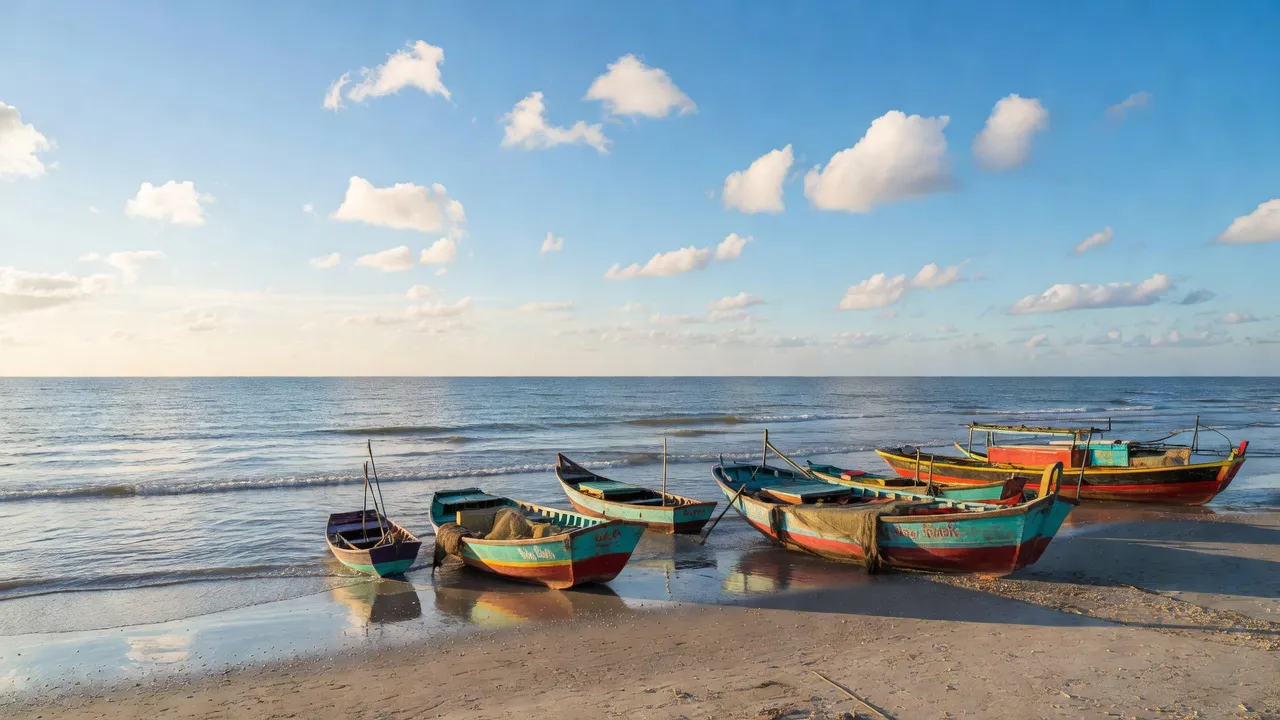 Khung cảnh yên bình ven biển Việt Nam sau bão, thuyền cá và bầu trời xanh.