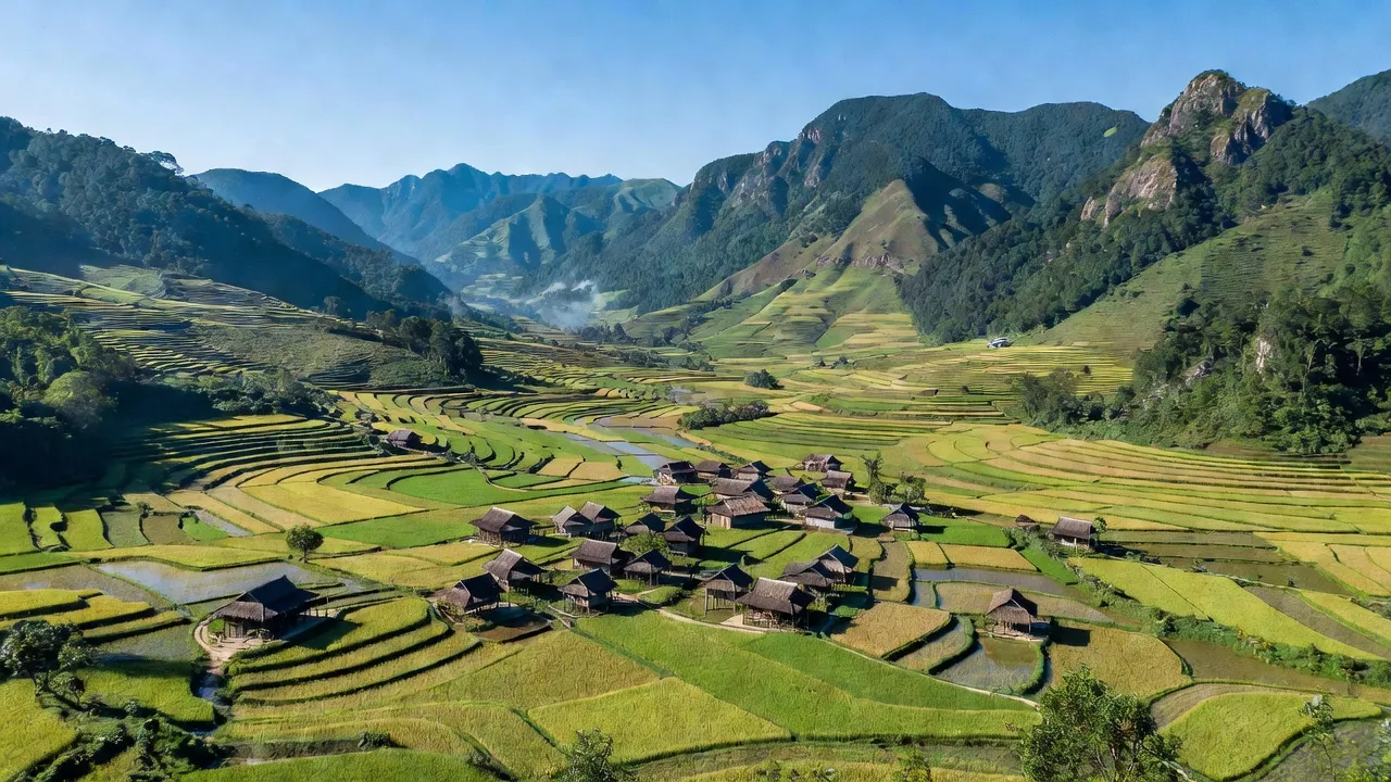 Khung cảnh đẹp của xã Mường Vi, huyện Bát Xát, tỉnh Lào Cai với núi và thung lũng.