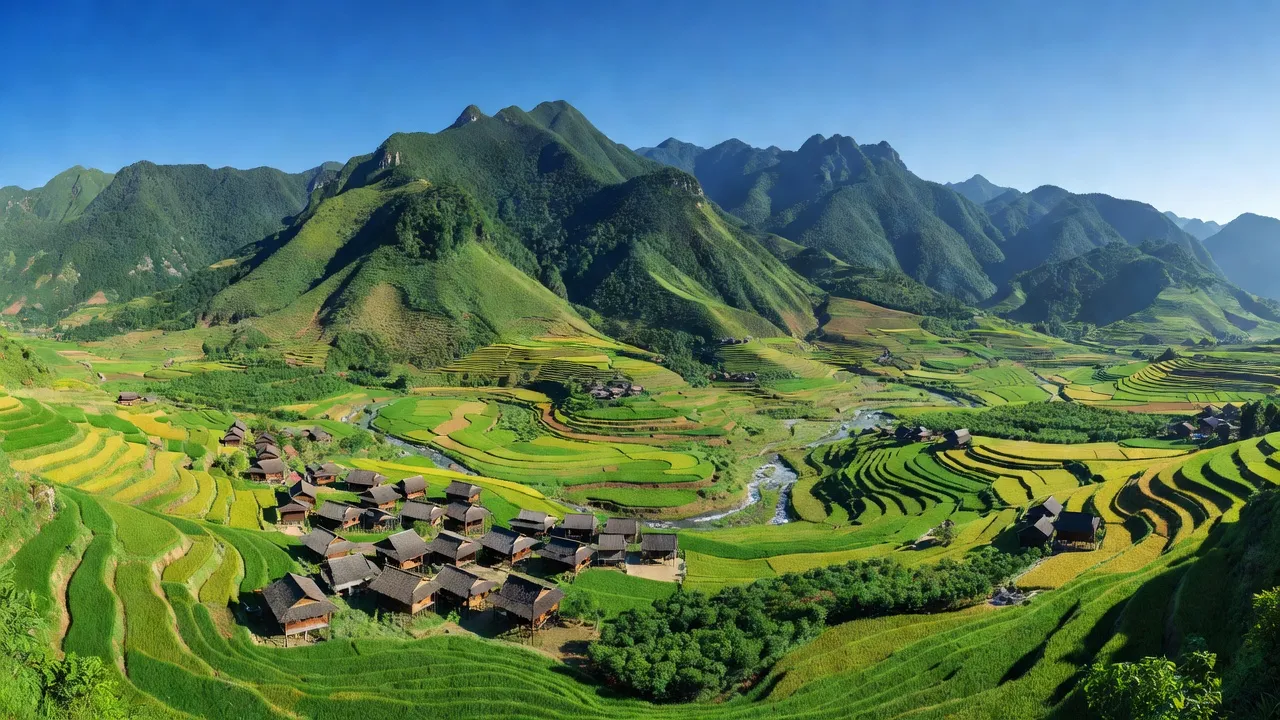 Khung cảnh tuyệt đẹp của huyện Văn Bàn, Lào Cai với núi, thung lũng, và làng truyền thống.